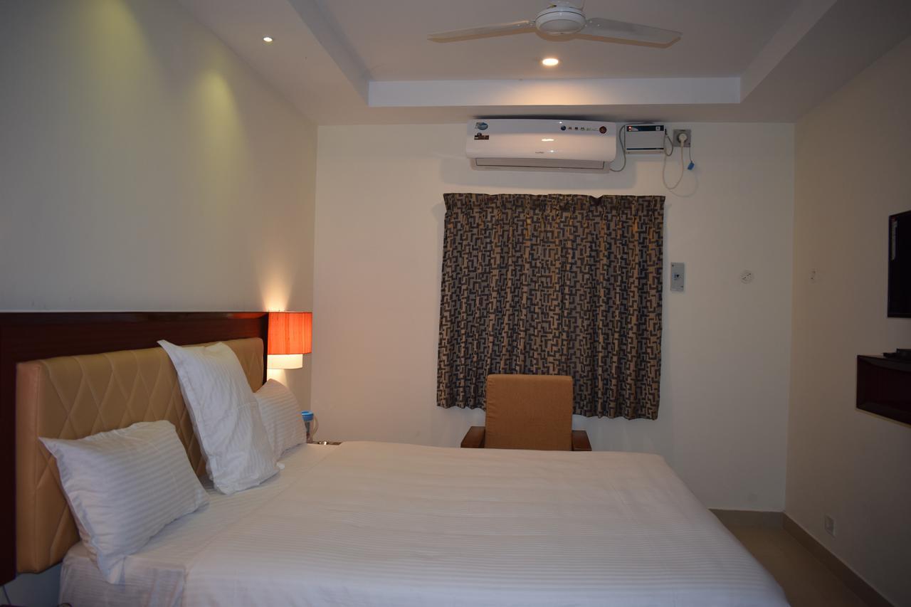 Ak Sea View Residency Hotel Pondicherry Esterno foto