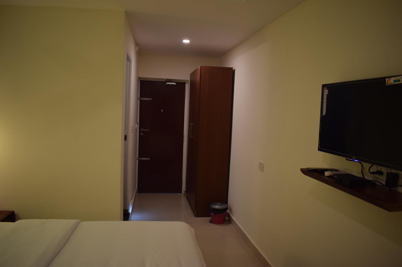 Ak Sea View Residency Hotel Pondicherry Esterno foto